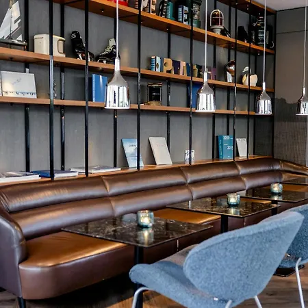 Motel One Hamburg-Alster
