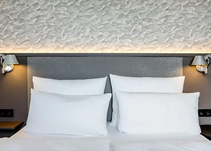 One Hamburg-alster Hotel 3*