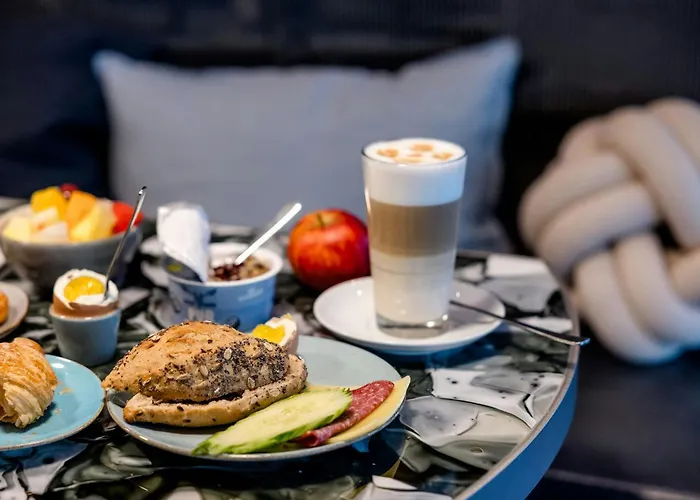 One Hamburg-alster Hotel 3*