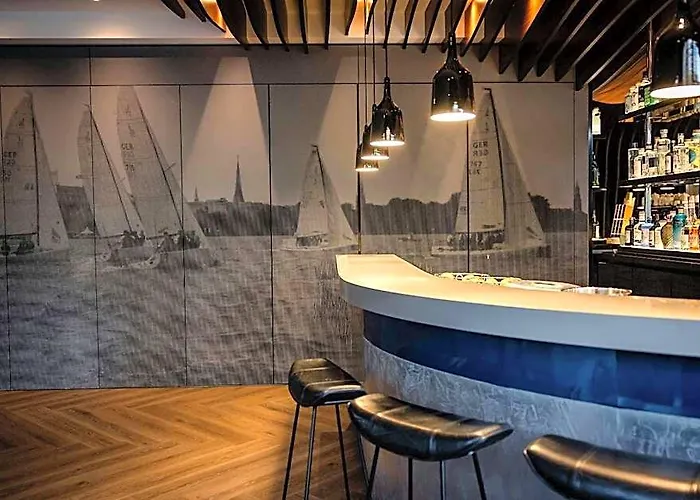 Hotel One Hamburg-alster 3*