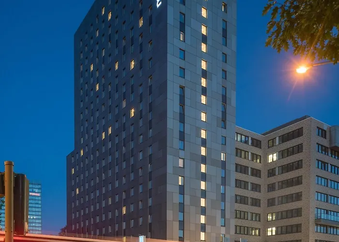 Hotel One Hamburg-alster 3*